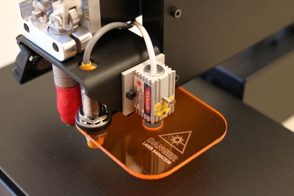 24″ x 24″ - Laser Shielding - 250nm to 520nm - Image 5